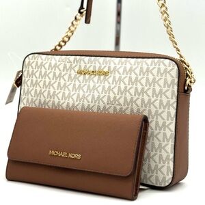 Michael Kors Large EW Crossbody Bag & Large Trifold Wallet Vanilla/Brown Set